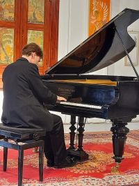 05_Grzegorz_Niemczuk_Koncert_muzyki_fortepianowej_cz2.jpg